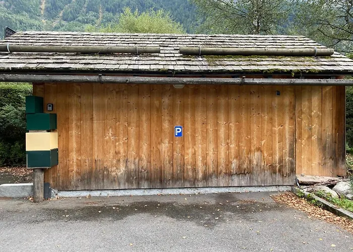 Апартаменты Champraz - Free Parking